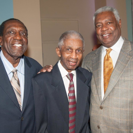 Meadowlark w Marques Haynes Oscar Robertson